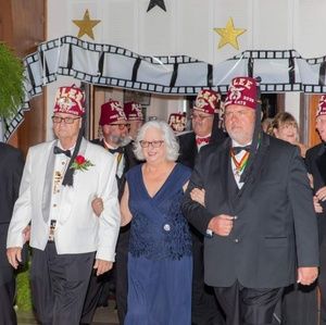 Meet your Posher, Rhonda